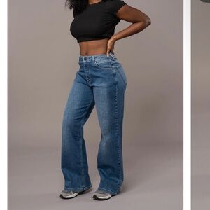 FITJEANS Baggy Straight Leg Stonewashed Blue Jeans